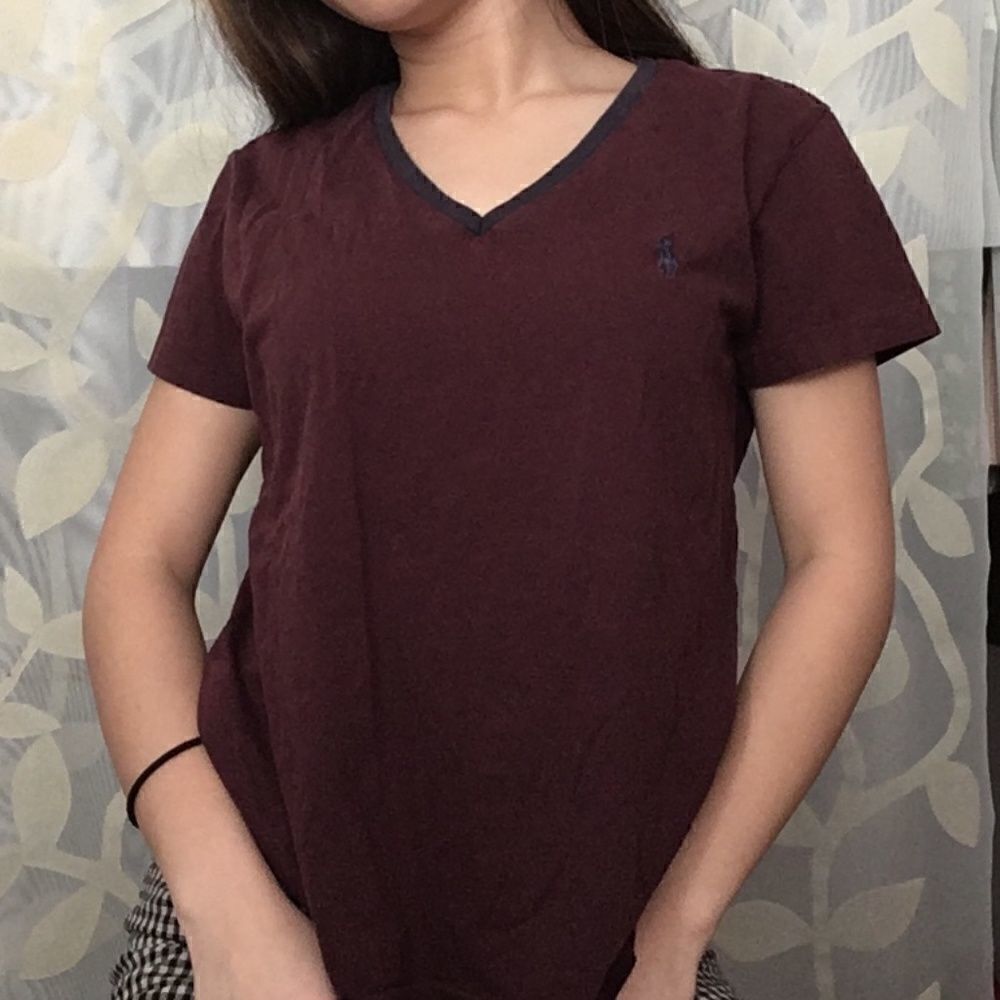 100% burgundy Ralph Lauren sport top‎